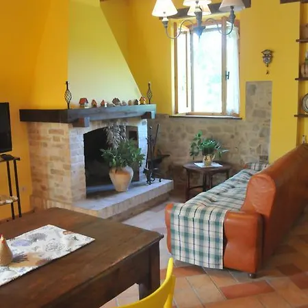 Casale Borgo Miriam * أوفيدا