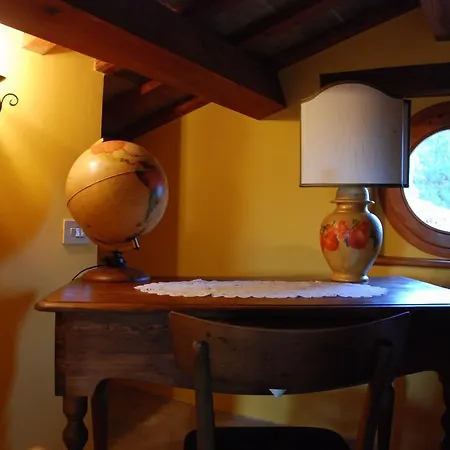 Casale Borgo Miriam بيت ضيافة أوفيدا